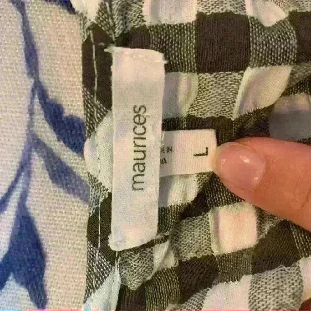 Square neck ruffle sleeve tank - Picture 8 of 9